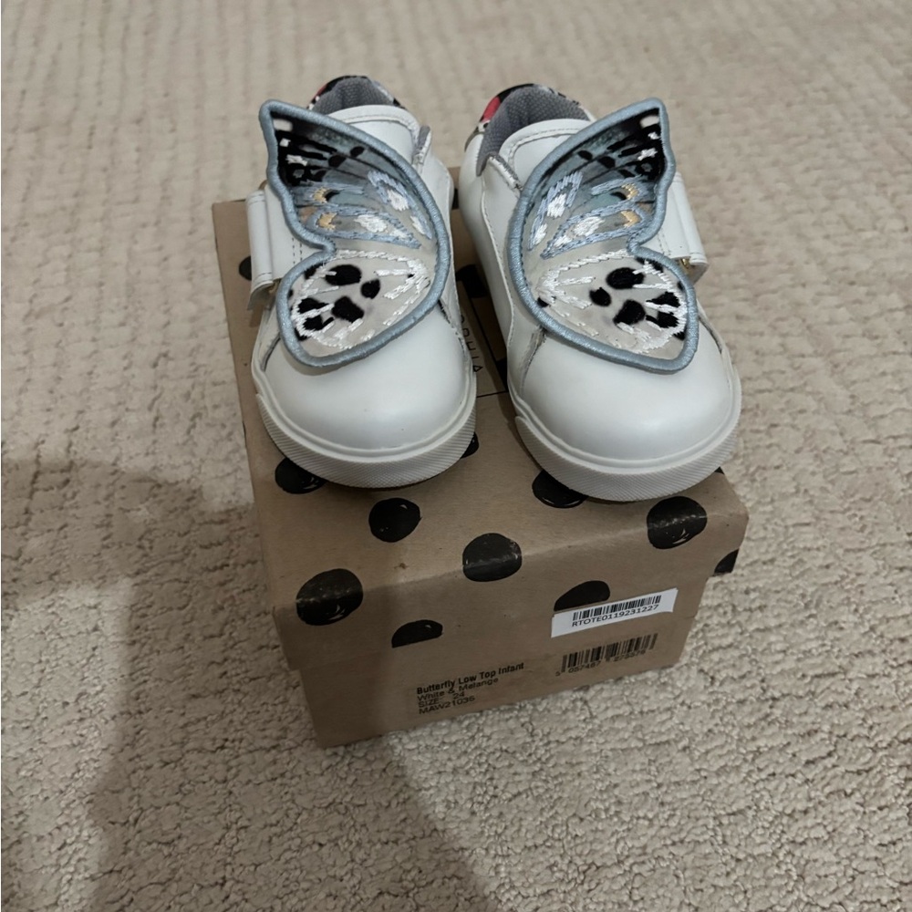Sophia Webster toddler sneaker with butterfly detail size 8